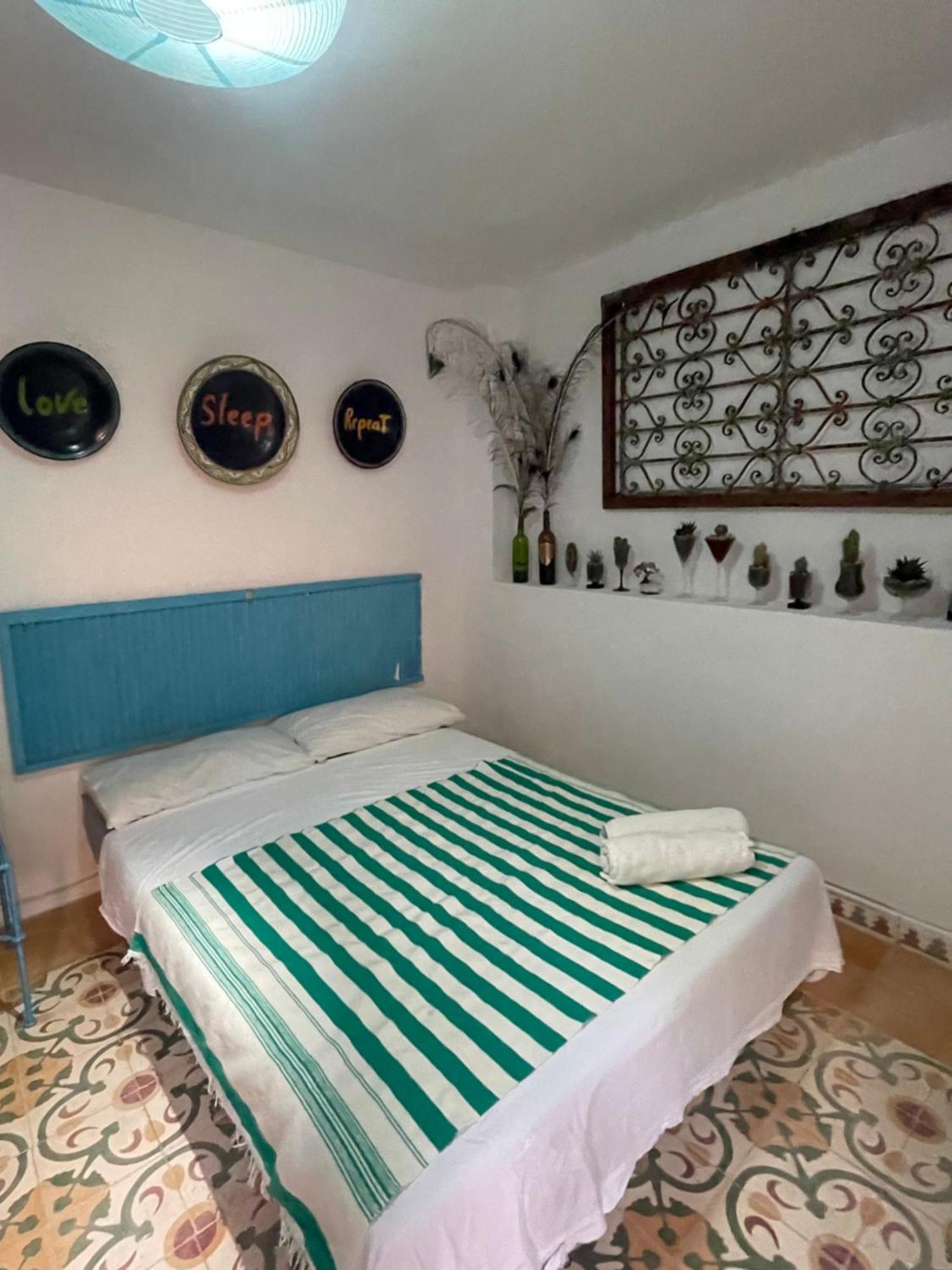 Dar El Pirata Hostel Асила Экстерьер фото